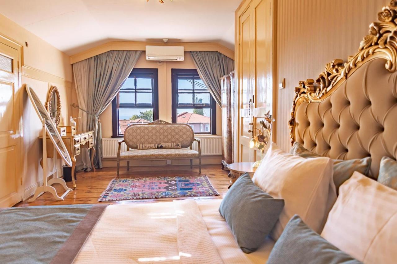 Bueyuekada Anastasia Meziki History Mansion Adalar Esterno foto